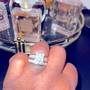 2CTTW 14KRT gold promise ring set/wedding ring set